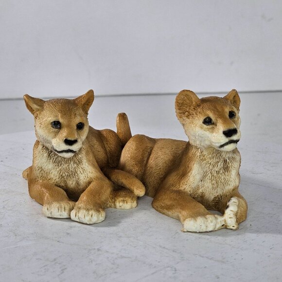 Castagna Italy Lion Cubs Figurine Sculpture Resin 1988 Vintage Realistic Figures - Picture 3 of 8